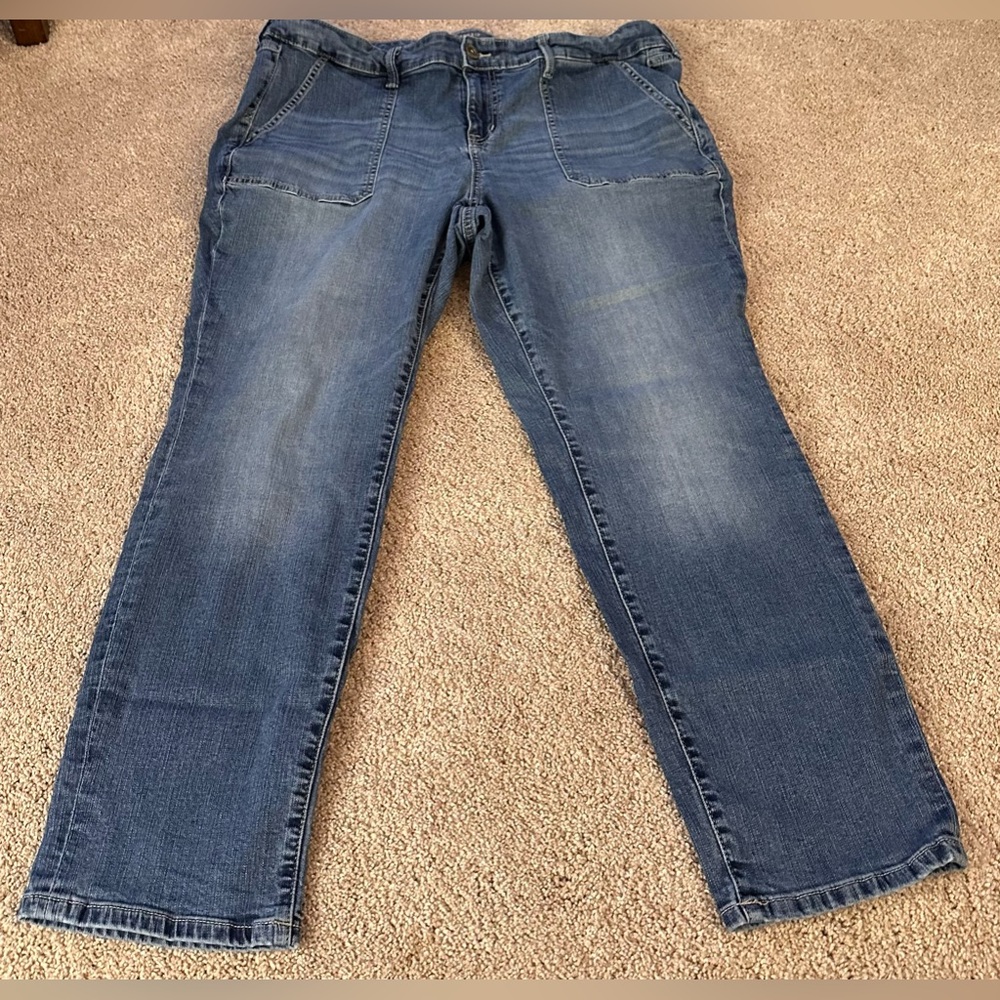 Torrid boyfriend straight jeans size 18S.